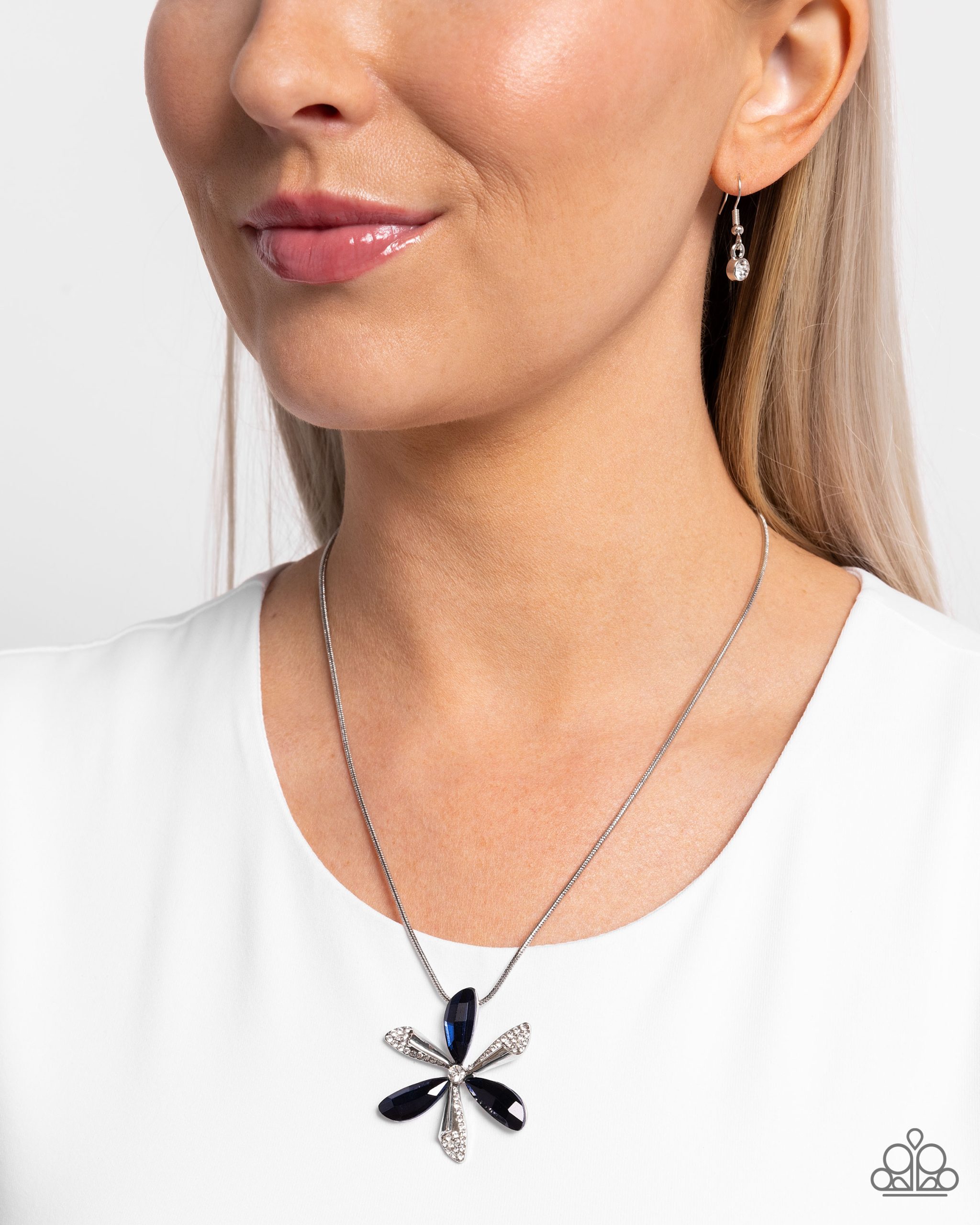 77265_SocialMedia8x102_1